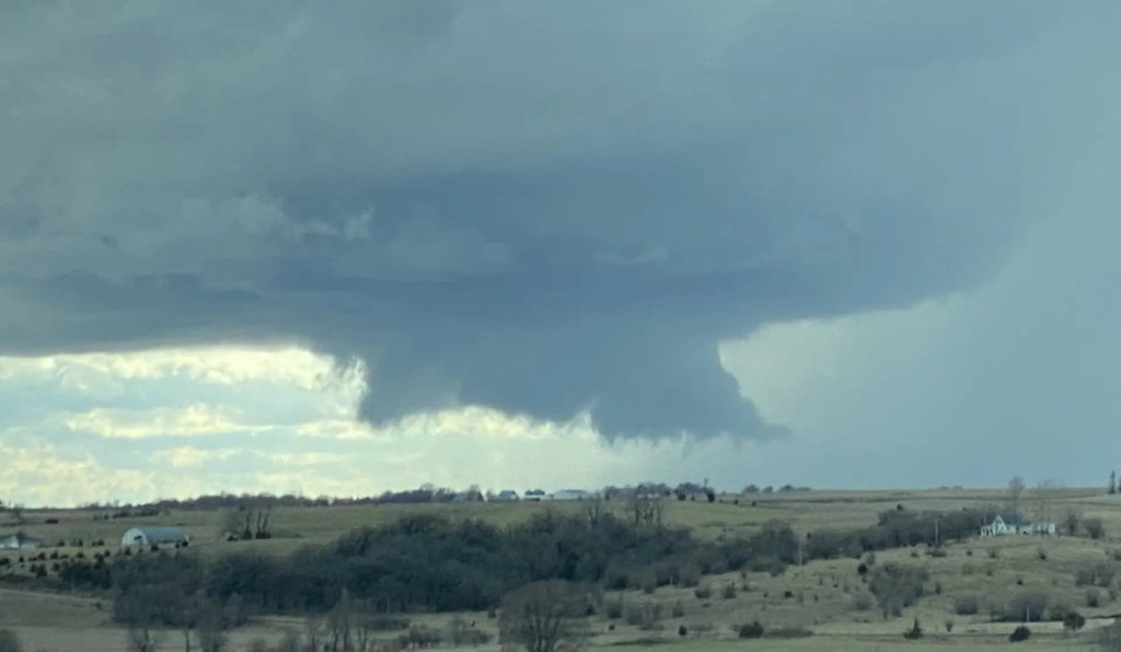 Wall cloud over southwest Iowa