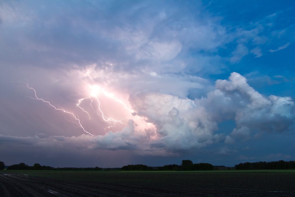 Thunderstorm formation